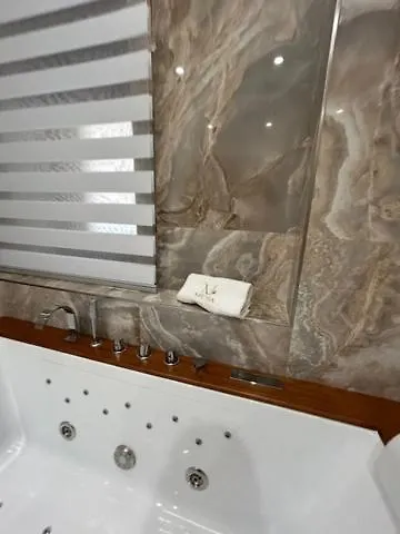 Bed & Breakfast Musa Luxury Pompeï